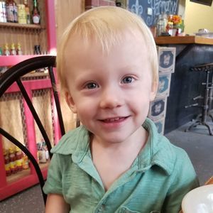 Meet your Posher, Carissa